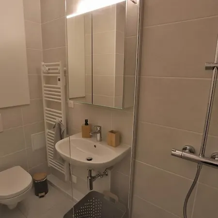 Lumineux Et Moderne De 55 M2 De Standing Proche Strasbourg 아파트